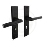 Intersteel | Veiligheidsbeslag met kerntrekbeveiliging | Geveerd kruk/kruk | Voordeurbeslag | PC55/72 | SKG3 | Rechthoekig | Aluminium Zwart