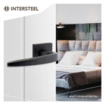 Intersteel Deurkruk Zeus op vierkant rozet mat zwart 2