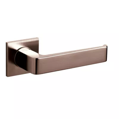 Olivari | Deurkruk Milano Q op rozet | Brons mat titaan PVD