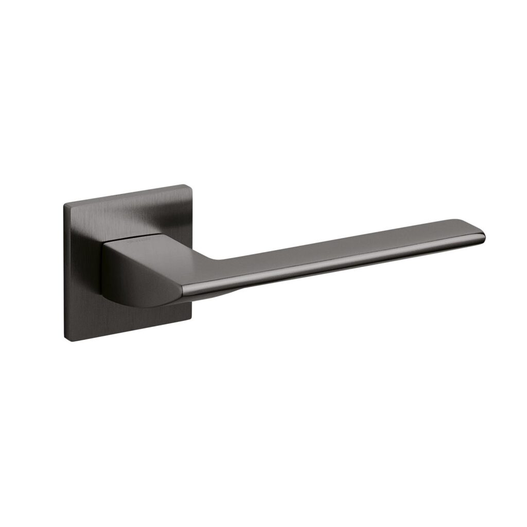 Olivari | Deurkruk Trend op rozet | Antraciet titaan PVD