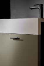 Tau 446320126 76 01 scaled