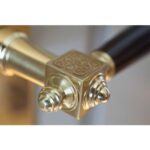 Artitec Mi Satori SKG3 knop/kruk op rozet Roman m/ KTB messing gelakt bakeliet /messing PVD