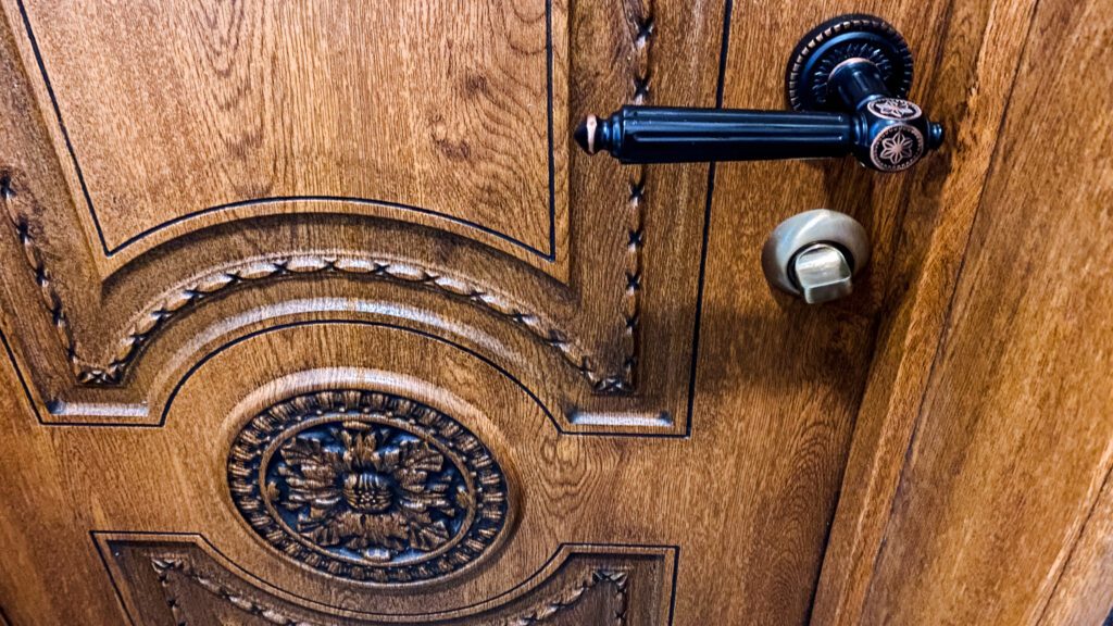 deurklink versus deurknop