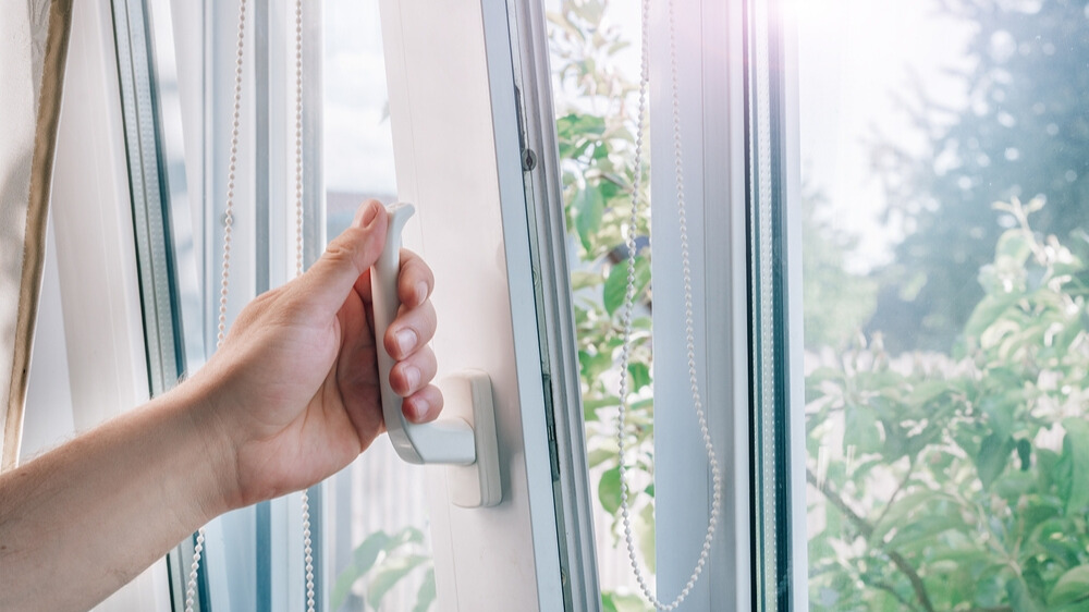 Raambeslag onderhouden