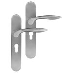 Differnz | Groningen deurkruk | ovaal schild | cilinder 55 mm | mat chroom