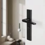 Differnz Rotterdam deurkruk vierkant schild - WC 63 mm - zwart