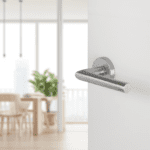 Differnz | Essence deurkruk recht | rond rozet | mat chroom